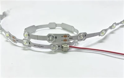 Suv o'tkazmaydigan LED linzali tasmasi 24V Yo'q-LED Lightbox 1LED kesish uchun lehim